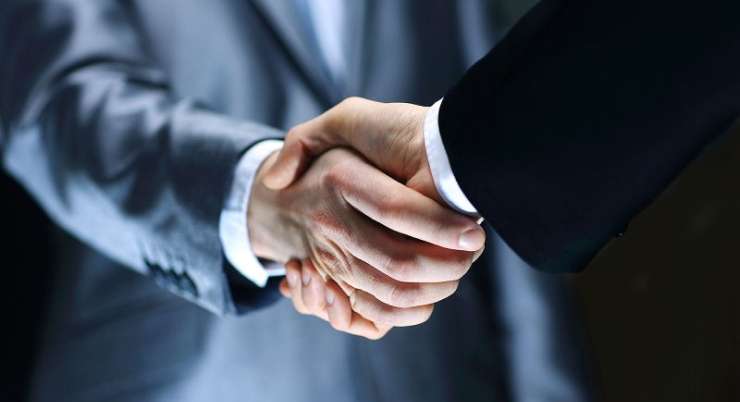Professional claims settlement handshake